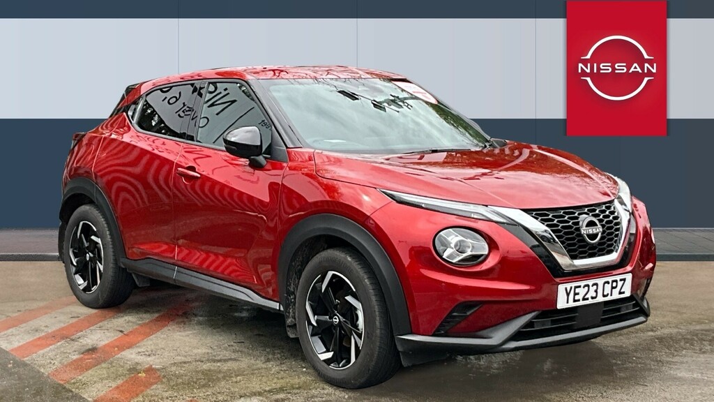 Compare Nissan Juke N-connecta YE23CPZ Red