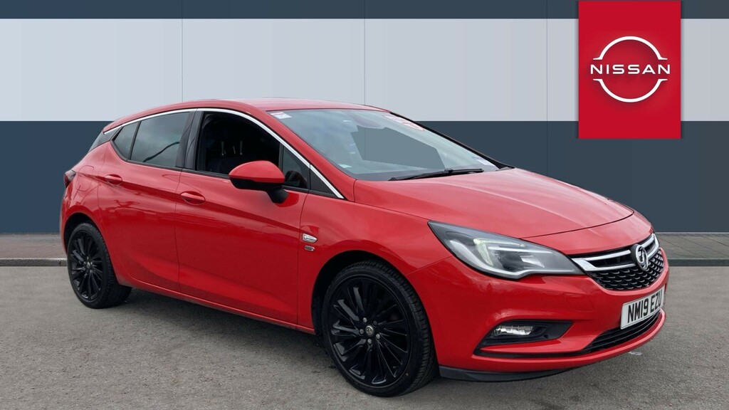 Compare Vauxhall Astra Griffin NM19EZU Red