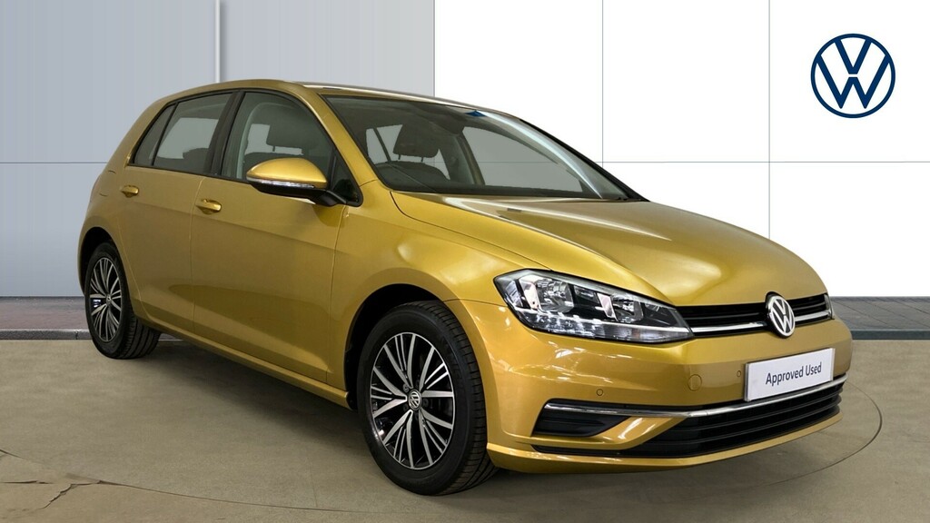 Compare Volkswagen Golf Se RA18AUJ Yellow