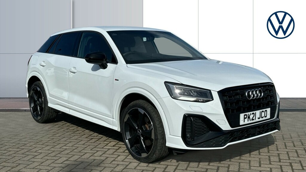 Compare Audi Q2 Black Edition PK21JCO White