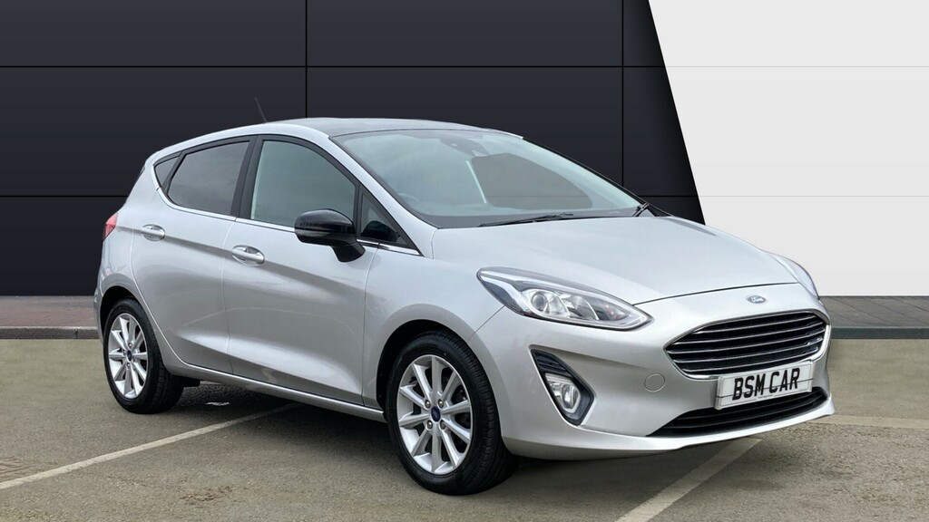 Compare Ford Fiesta Titanium PX18ZFH Silver