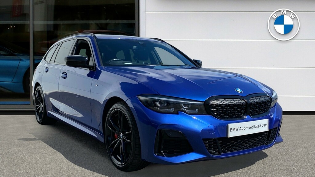 Compare BMW 3 Series M340d YE71BWW Blue