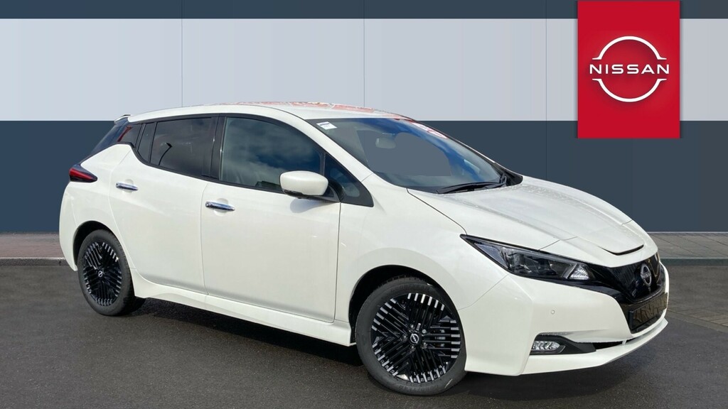 Compare Nissan Leaf Shiro SH24EVT White