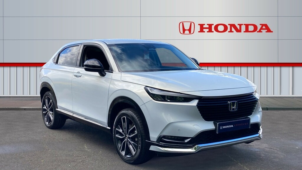 Compare Honda Hr-V Advance YP22CEK White