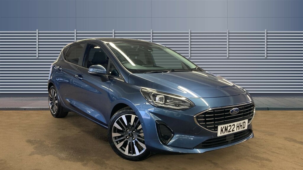 Compare Ford Fiesta Titanium Vignale KM22HHD Blue