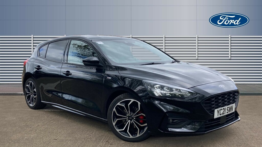 Compare Ford Focus St-line X YC21SWN Black