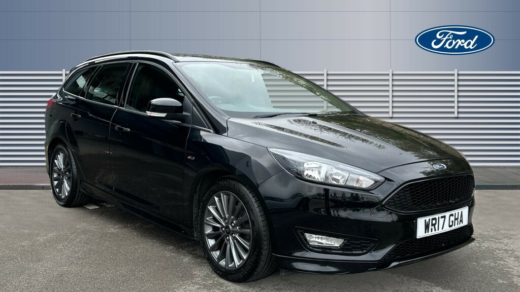 Compare Ford Focus St-line WR17GHA Black