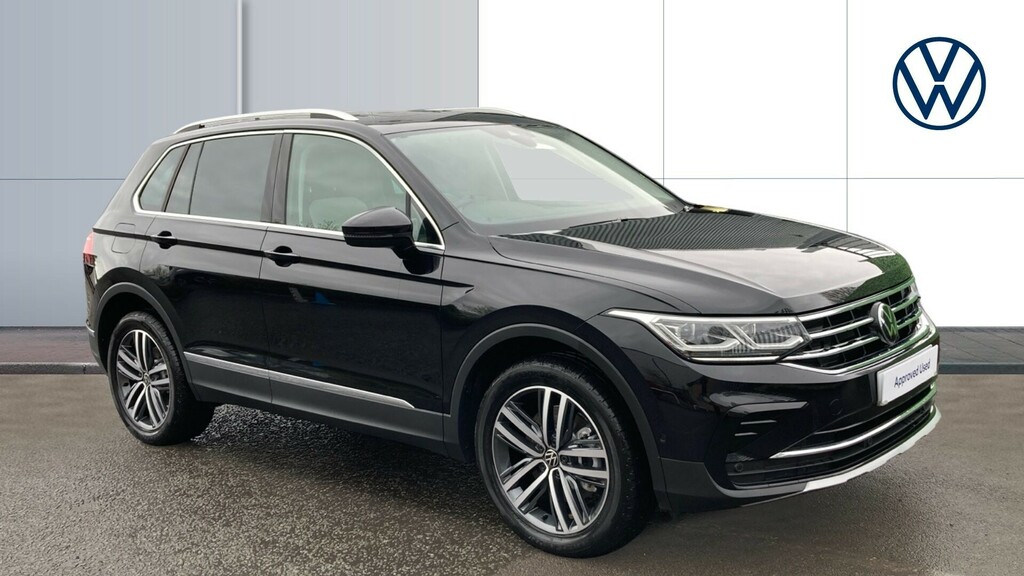 Compare Volkswagen Tiguan Elegance AE73YPP Black