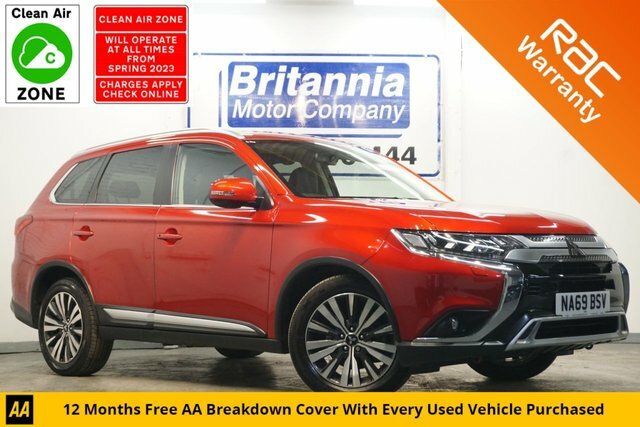 Compare Mitsubishi Outlander 2.0 Exceed 7 Seater 4X4 150 Bhp NA69BSV Red