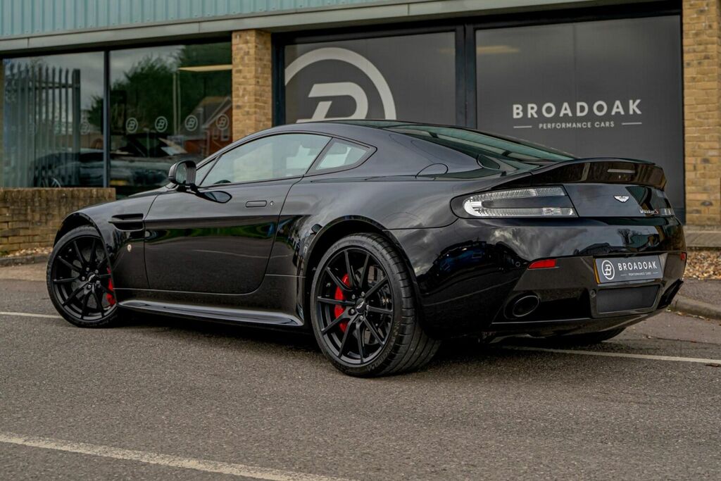 Aston Martin Vantage Vantage S V12 Black #1