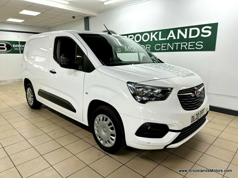 Compare Vauxhall Combo 1.5 L1h1 2000 Sportive Ss Stunning Example DL20EFF White