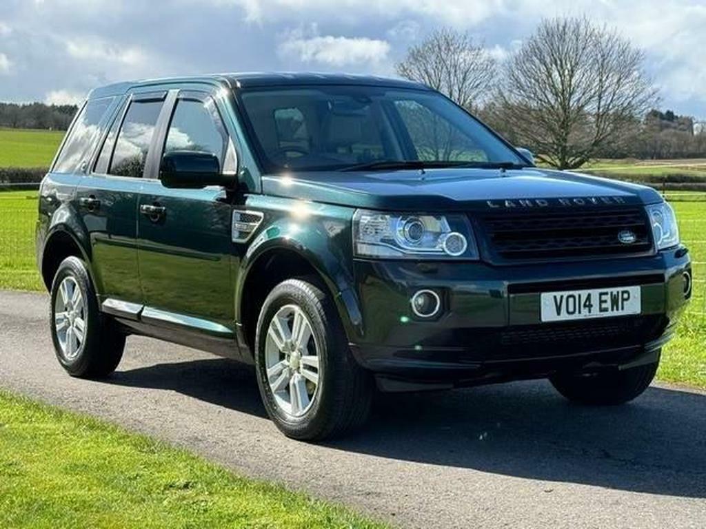 Compare Land Rover Freelander 2 2 2.2 Td4 Xs 4Wd Euro 5 Ss VO14EWP Green