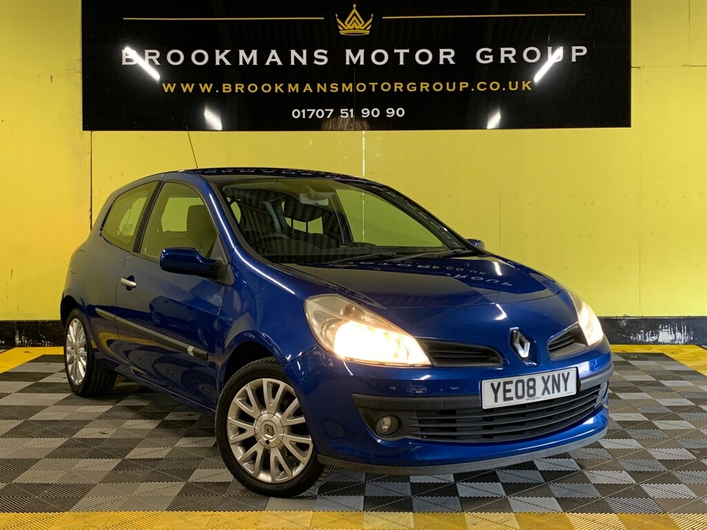 Compare Renault Clio 1.2 Tce 16V Dynamique YE08XNY Blue