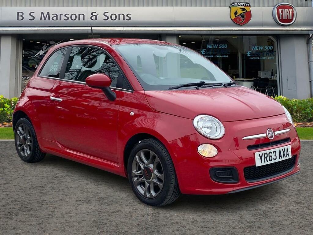 Compare Fiat 500 1.2 S Euro 5 Ss YR63AXA Red
