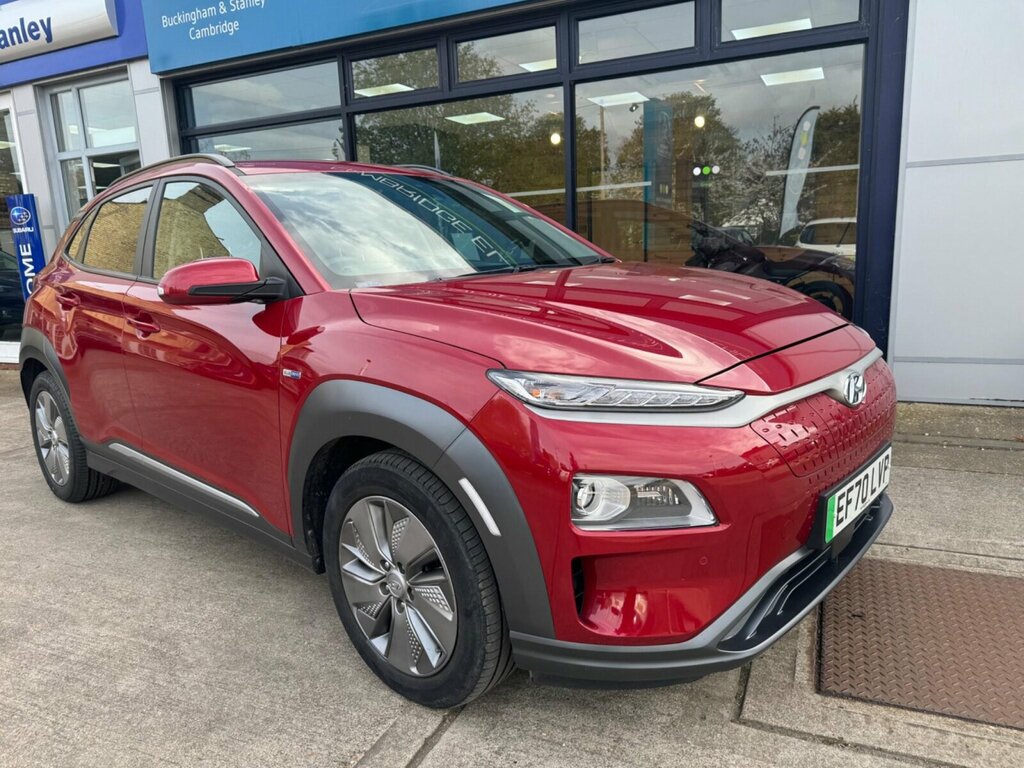 Compare Hyundai Kona 64Kwh Premium Se 7Kw Charger EF70LVP Red