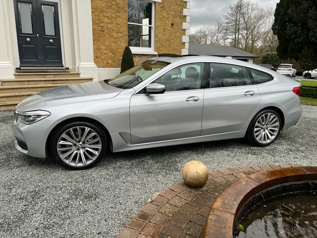 Compare BMW 6 Series 3.0 630D Se 261 Bhp YJ67YPW Silver