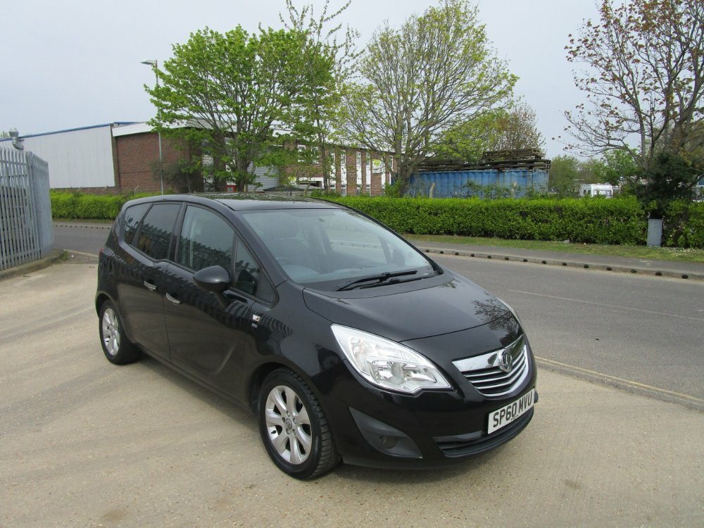 Compare Vauxhall Meriva Se 5-Door Low Mileage Meriva SP60MVU Black