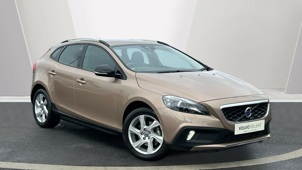Compare Volvo V40 T4 Lux Nav M 1 Local Owner Full Caffyns Volvo His GV13WMD Brown
