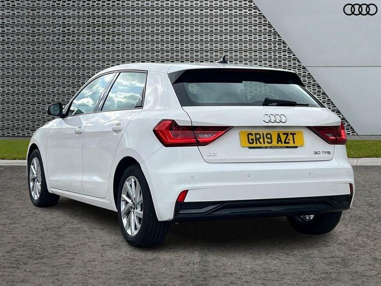 Compare Audi A1 Sport 30 Tfsi 116 Ps 6-Speed GR19AZT 