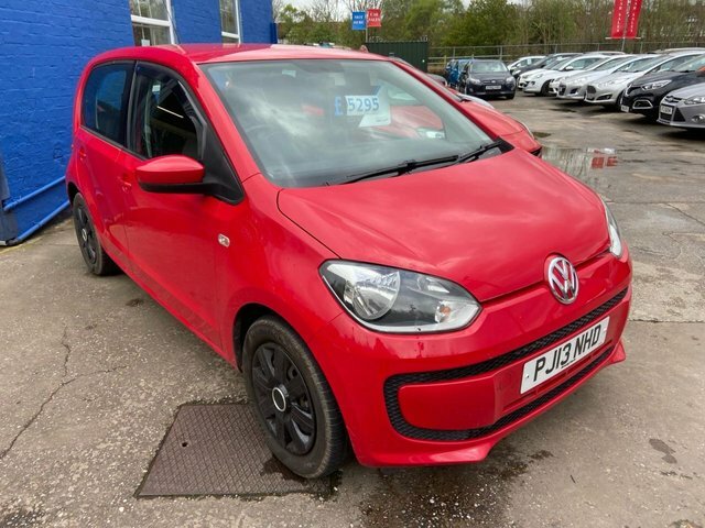 Compare Volkswagen Up 1.0 Move Up Bluemotion Technology 59 Bhp PJ13NHD Red