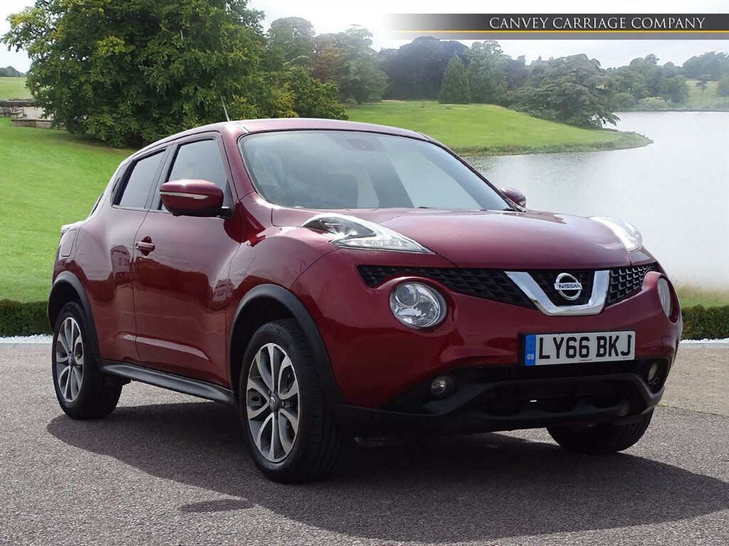 Compare Nissan Juke 1.2 Dig-t Tekna Euro 6 Ss LY66BKJ Red