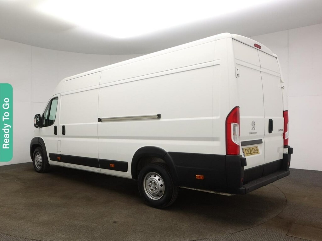 Compare Peugeot Boxer 2.2 Bluehdi Professional 140Ps Extra Long Wheelbas CK21GKD White