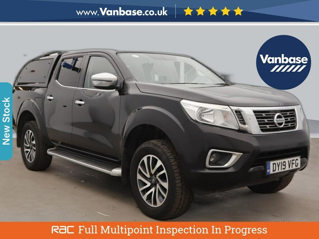 Compare Nissan Navara Double Cab Pick Up N-connecta 2.3Dci 190 4Wd DY19VFG Black