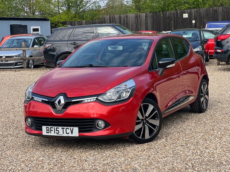 Compare Renault Clio Dynamique S Medianav Energy BF15TCV Red