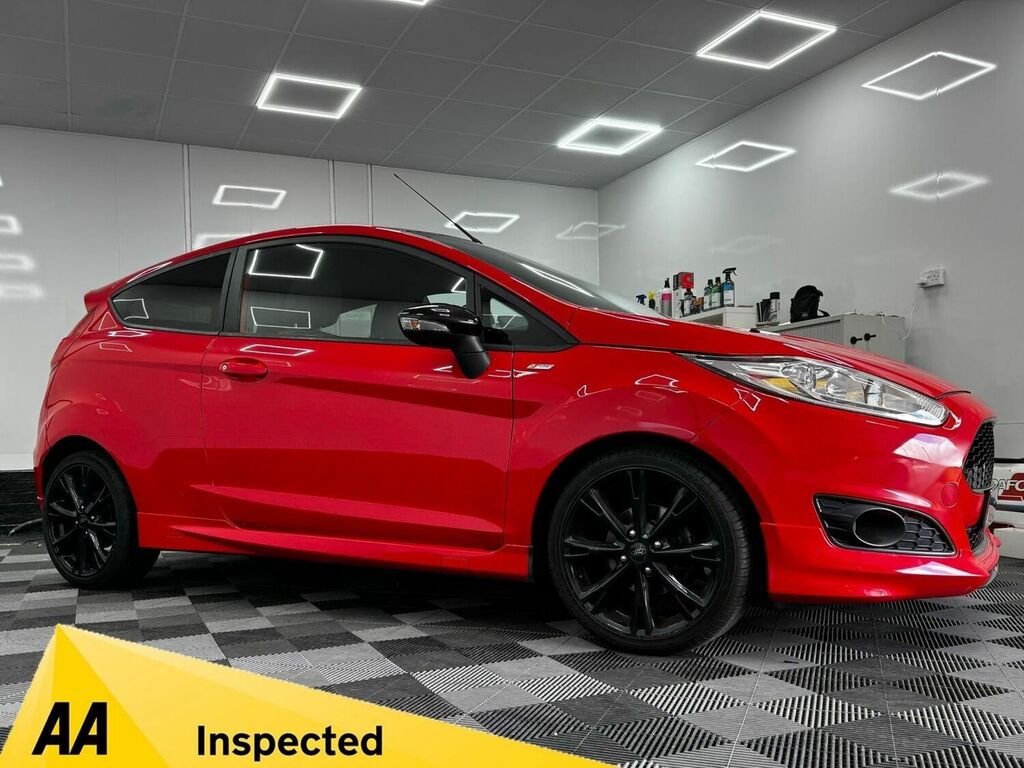 Compare Ford Fiesta Hatchback 1.0T GK17AKF Red