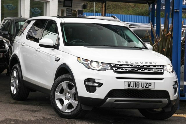 Land Rover Discovery Sport Sport 2.0 Ed4 Hse 150 Bhp White #1