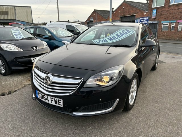 Compare Vauxhall Insignia Hatchback GD64FWE Black