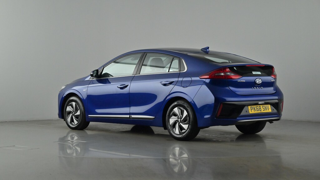 Compare Hyundai Ioniq 1.6 Gdi Premium Se Hybrid Dct PK68SNV Blue