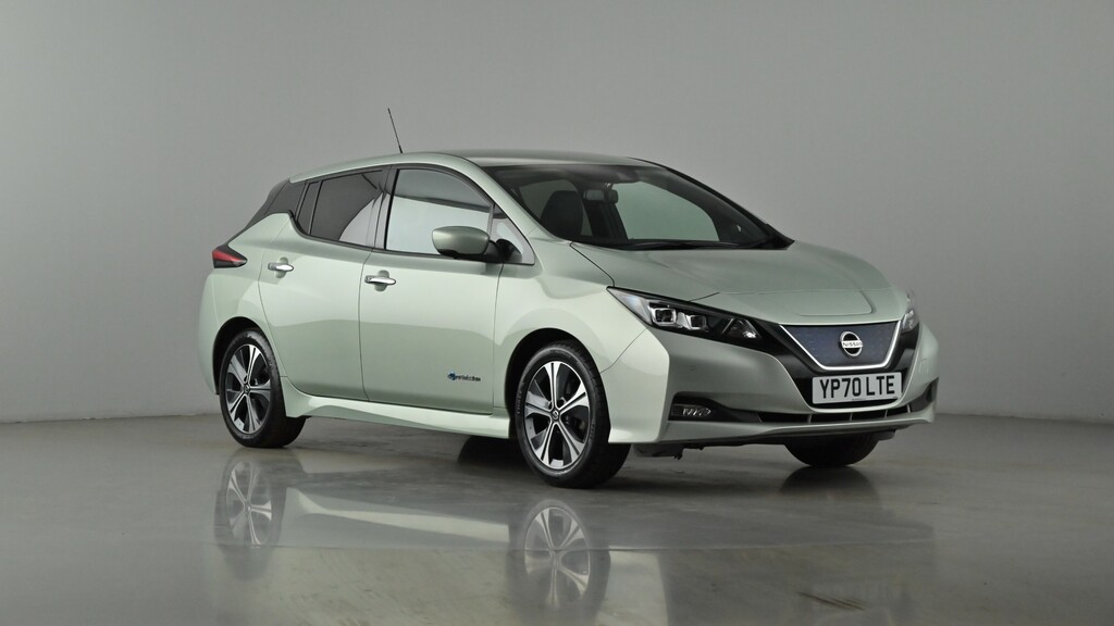 Compare Nissan Leaf 40Kwh Tekna YP70LTE Silver