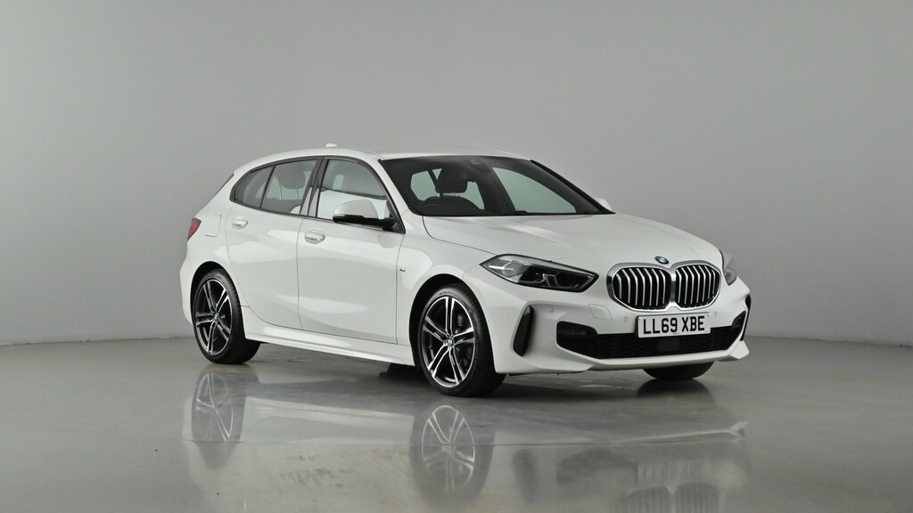 Compare BMW 1 Series 2.0 M Sport LL69XBE White