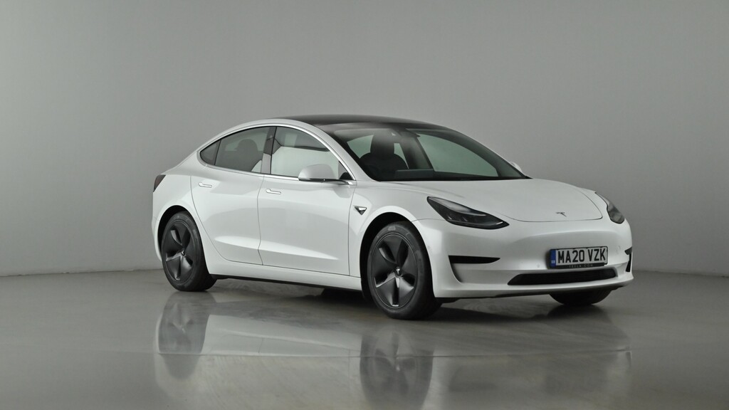 Compare Tesla Model 3 Standard Range Plus MA20VZK White