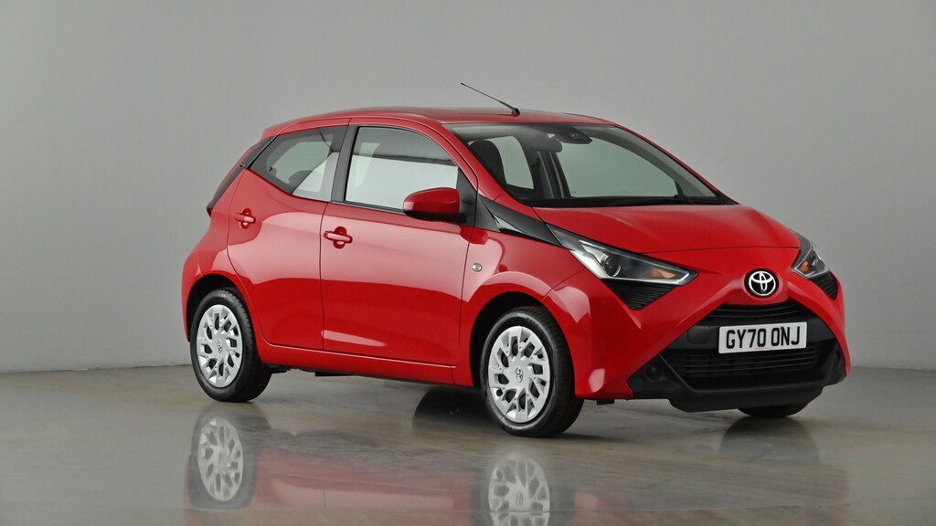 Compare Toyota Aygo 1.0 X-play GY70ONJ Red