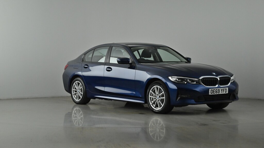 Compare BMW 3 Series 2.0 Se Pro Phev OE69YFD Blue