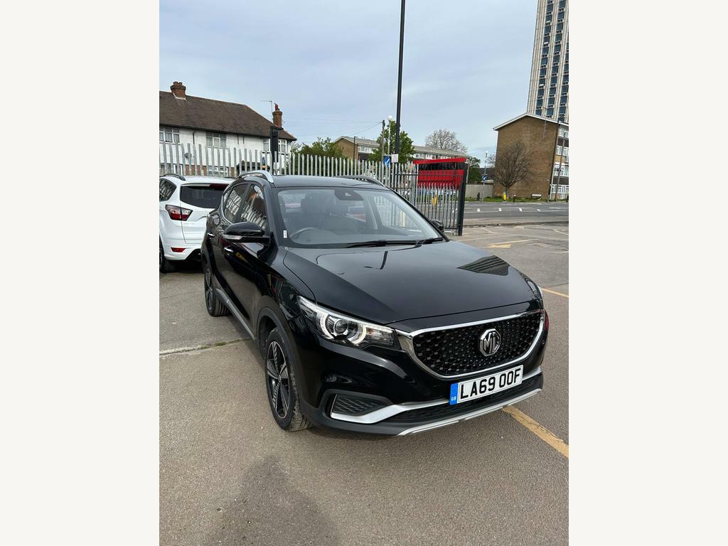 MG ZS Zs 44.5Kwh Exclusive Black #1