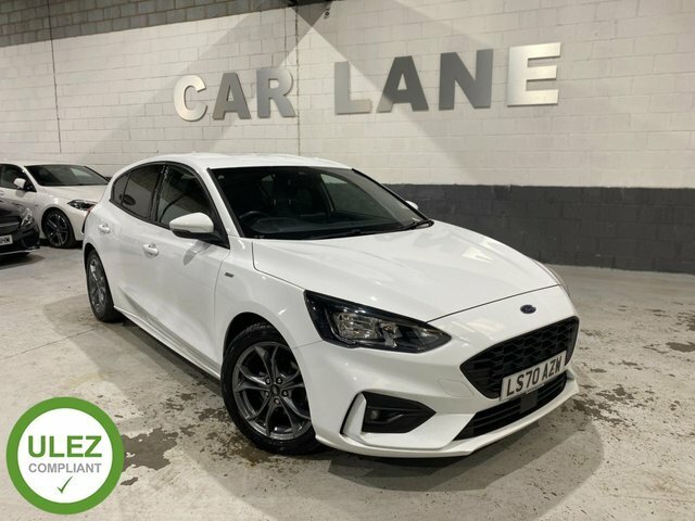 Compare Ford Focus 1.0 St-line 124 Bhp LS70AZW White