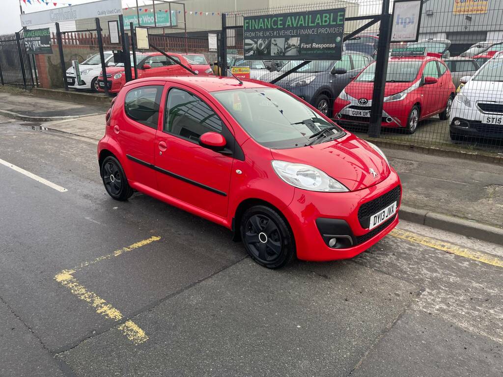 Compare Peugeot 107 1.0 Active Hb DY13JVX Red