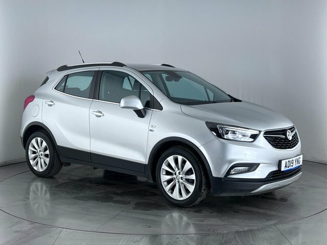 Compare Vauxhall Mokka 1.4L Griffin 138 Bhp AD19YNG Silver