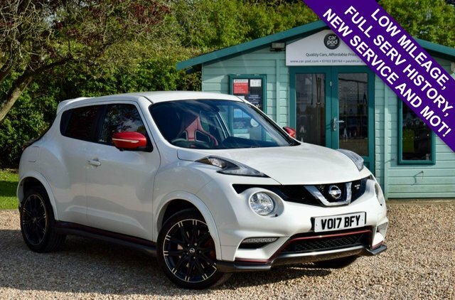 Compare Nissan Juke Nismo Rs Dig-t VO17BFY White