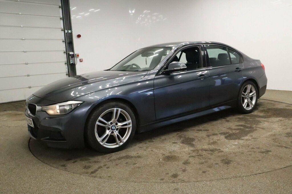 Compare BMW 3 Series 320D M Sport EO14LCX Grey