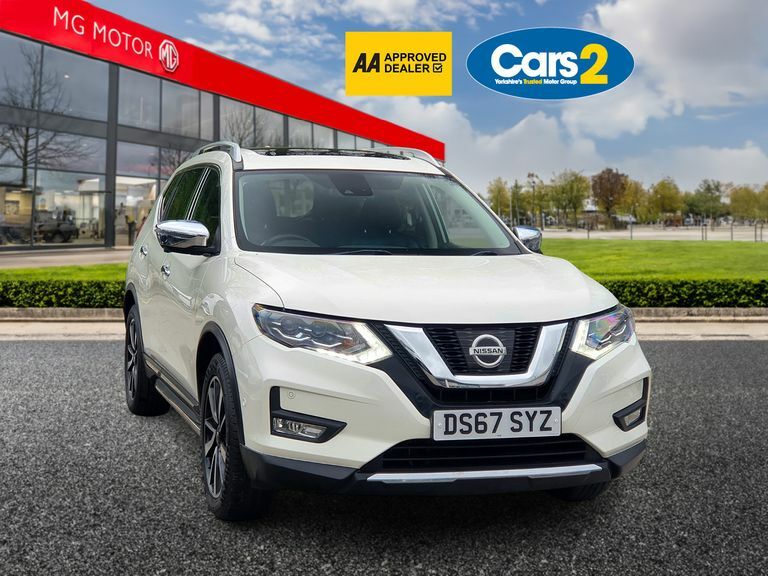 Compare Nissan X-Trail 2.0 Dci Tekna 4Wd 7 Seat DS67SYZ White