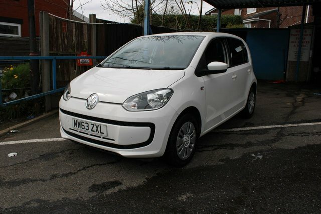 Compare Volkswagen Up 1.0 Move Up 59 Bhp MW63ZXL White