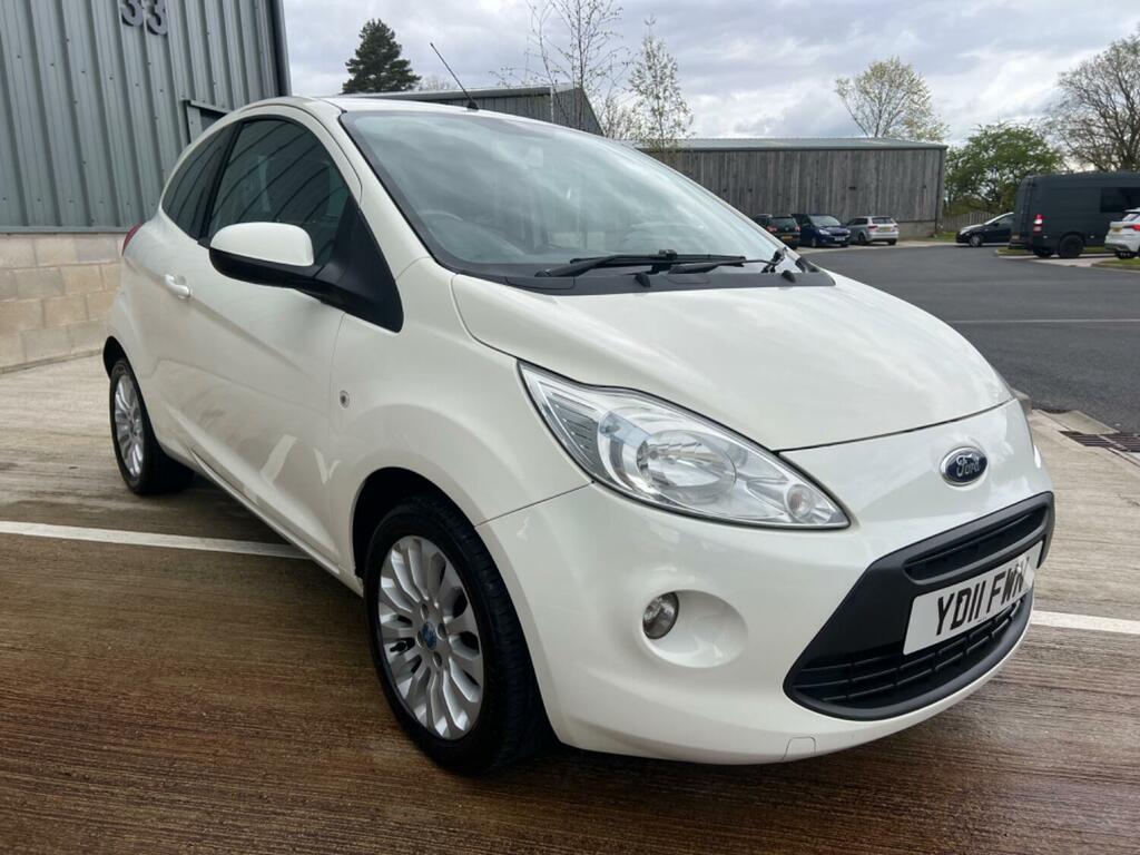 Compare Ford KA Hatchback YD11FWN White