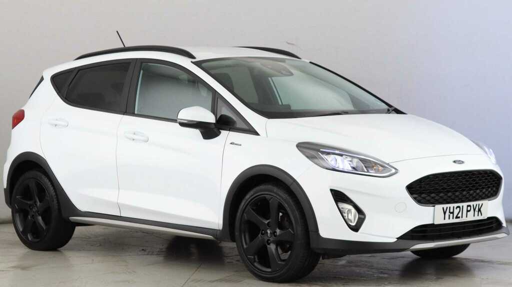 Compare Ford Fiesta 1.0 Ecoboost Hybrid Mhev 125 Active Edition YH21PYK White