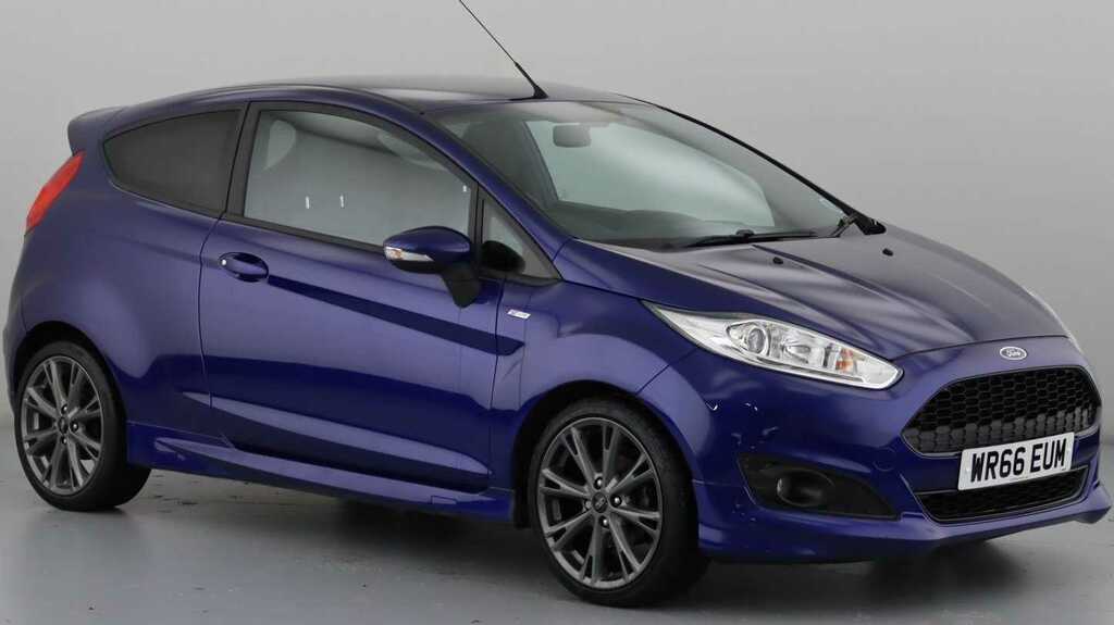 Compare Ford Fiesta 1.0 Ecoboost 125 St-line WR66EUM Blue