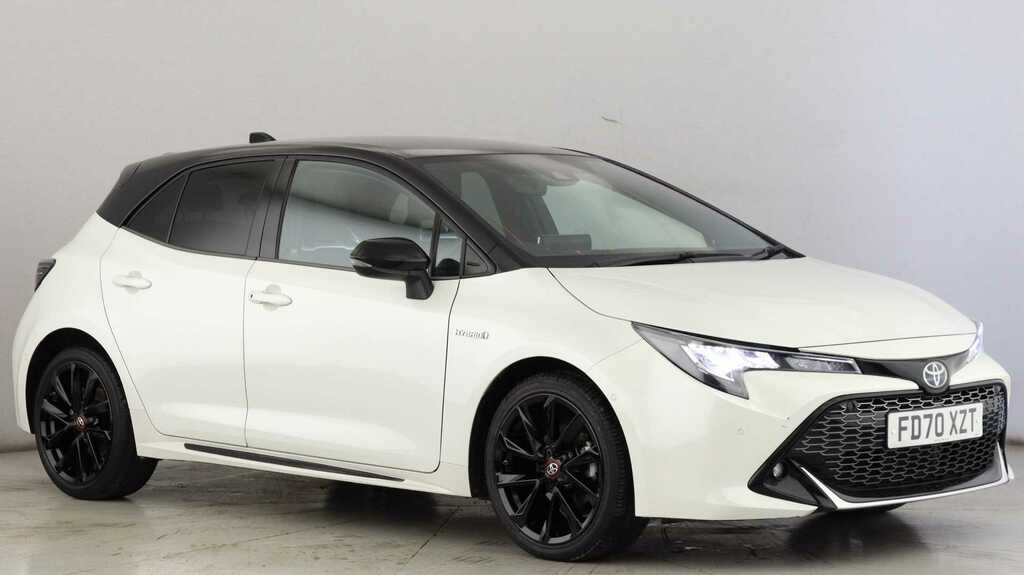 Compare Toyota Corolla 1.8 Vvt-i Hybrid Gr Sport Cvt FD70XZT White
