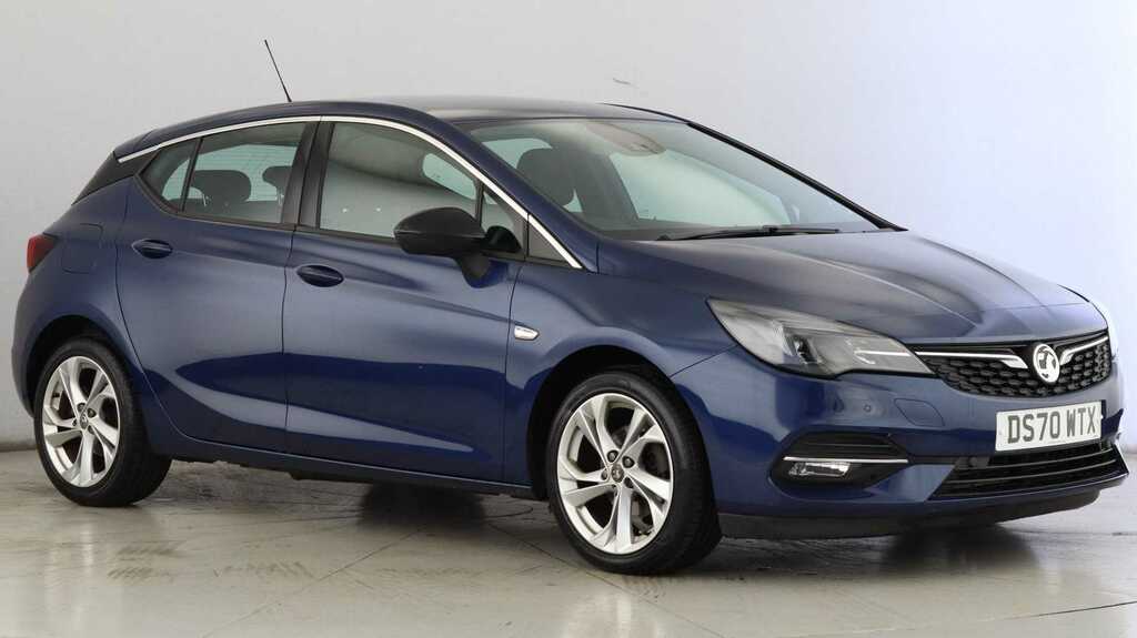 Compare Vauxhall Astra 1.2 Turbo 145 Sri Nav DS70WTX Blue